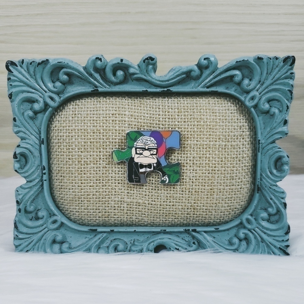 Disney Pixar Up Carl Fredricksen Puzzle Pin Character Connection Mystery LE